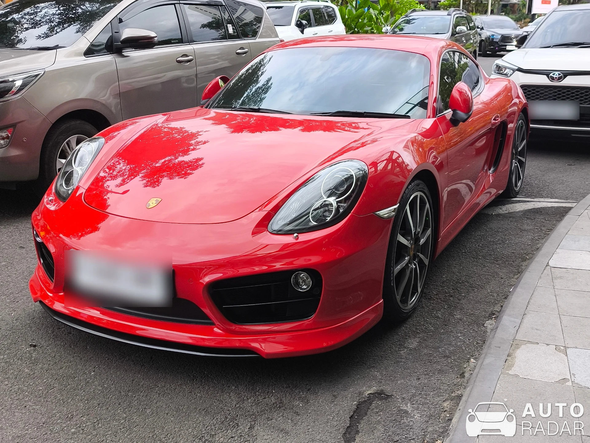 Porsche 718 Cayman GTS spotted in Surabaya, Indonesia