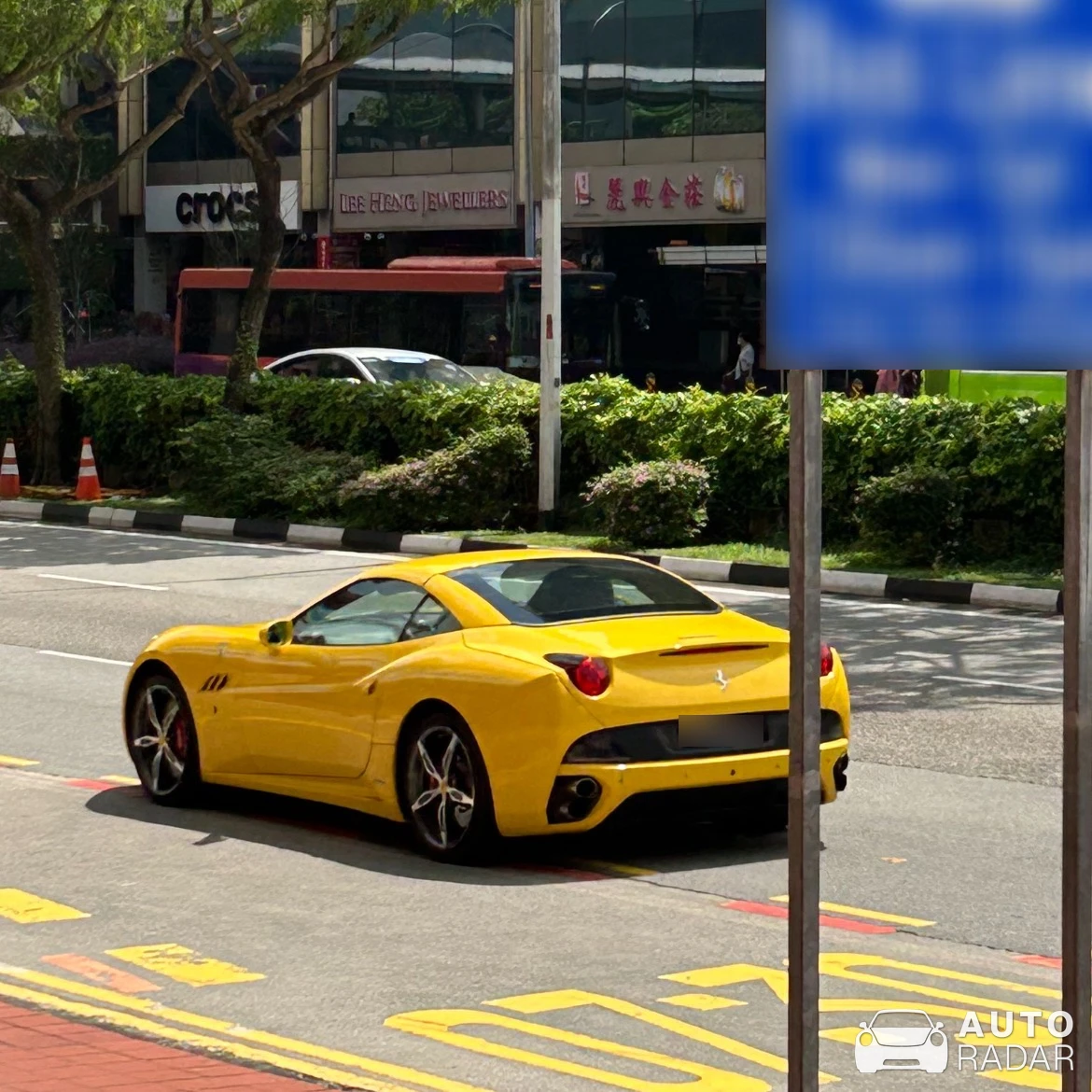 Ferrari California spotted in Singapore, Singapore