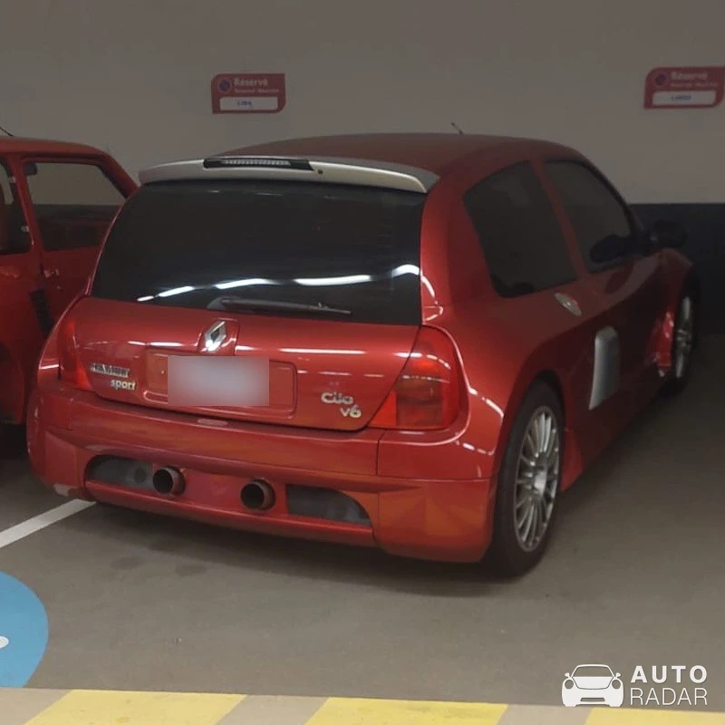 Renault Clio V6 spotted in , Monaco