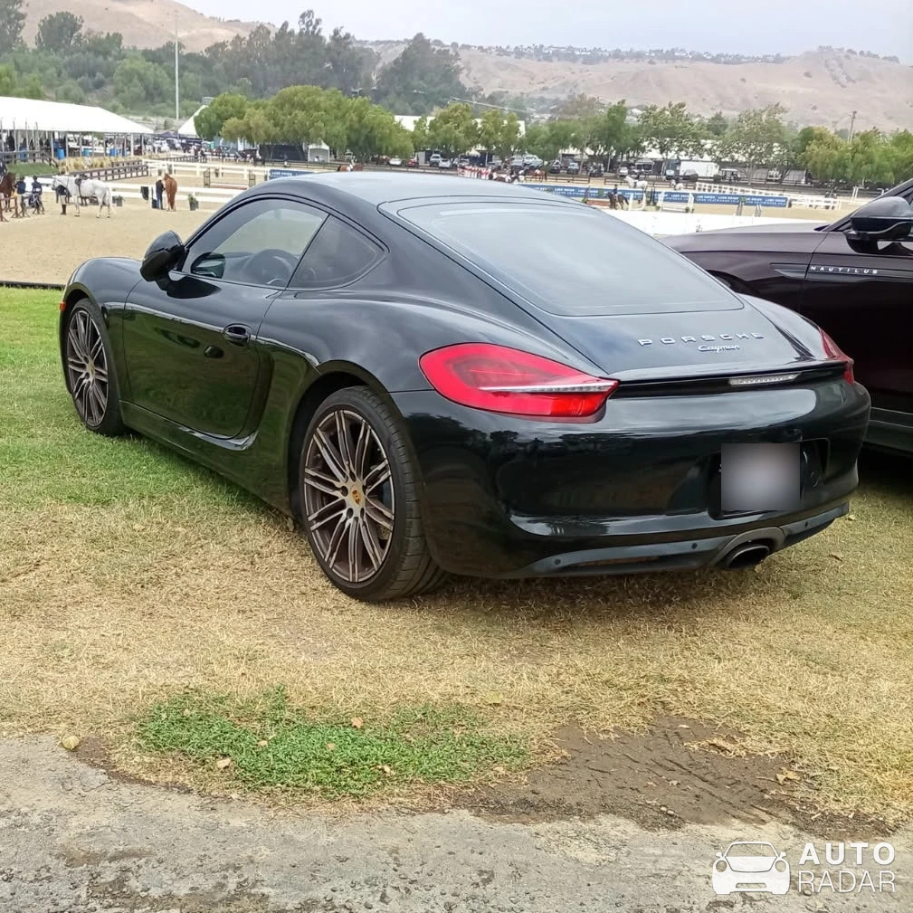 Porsche 981 Cayman spotted in Buellton