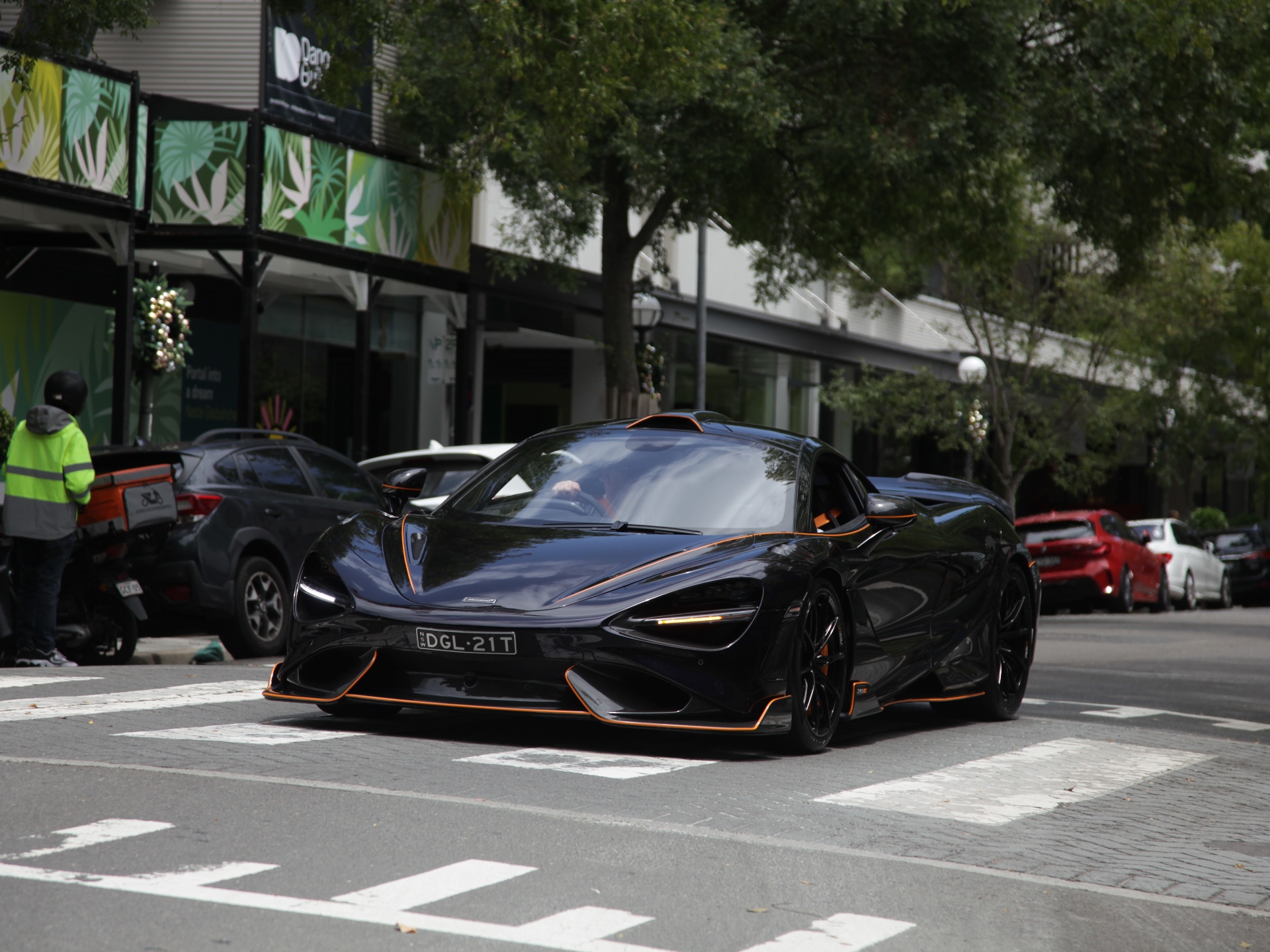 McLaren 765LT Novitec