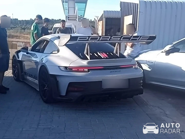 Porsche 992 GT3 RS MkI spotted in São Miguel de Poiares, Portugal