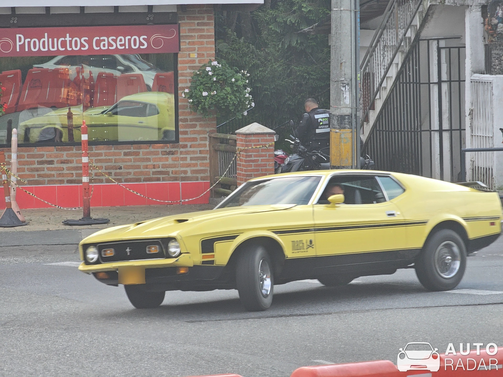Ford Mustang Mach 1 1969 spotted in Envigado, Colombia