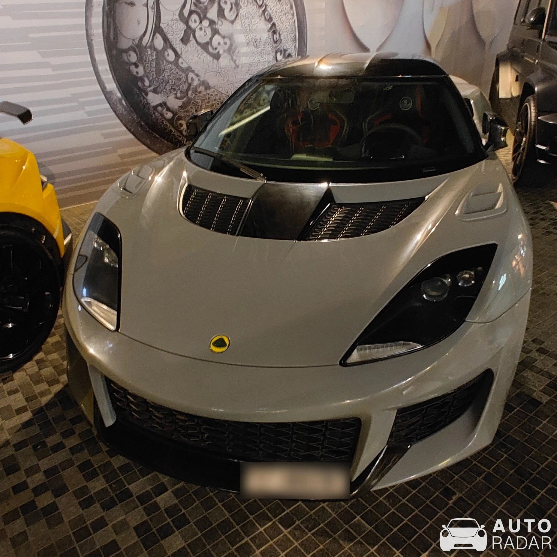 Lotus Evora 400 spotted in Dubai, United Arab Emirates