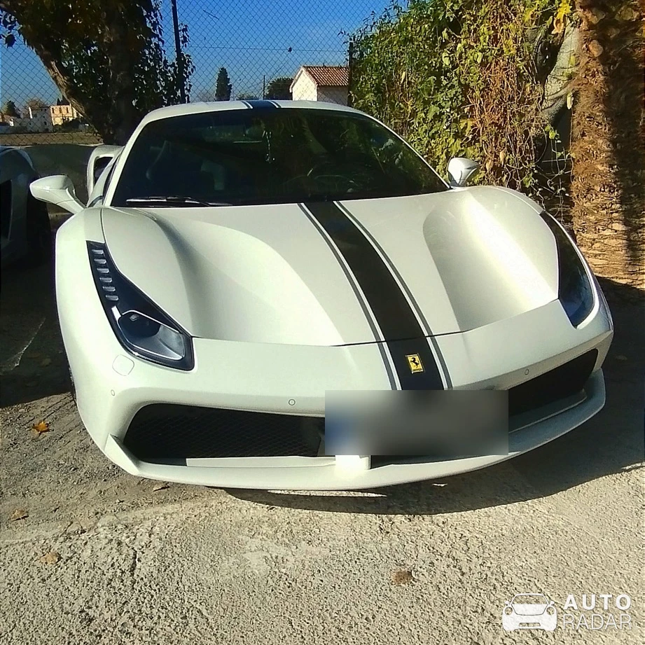 Ferrari 488 GTB spotted in Granada, España