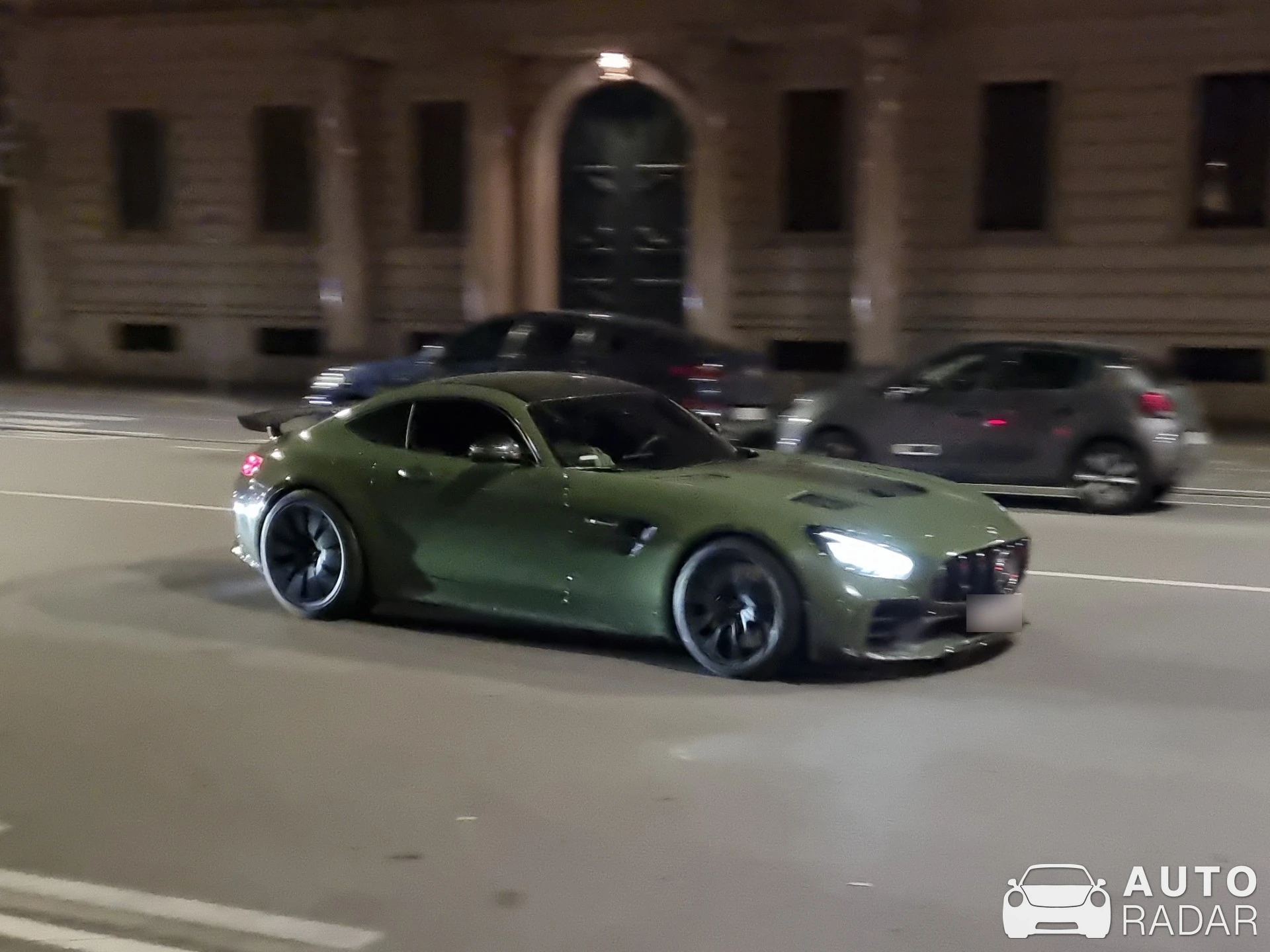 Mercedes-AMG GT R C190 spotted in Milano, Italia