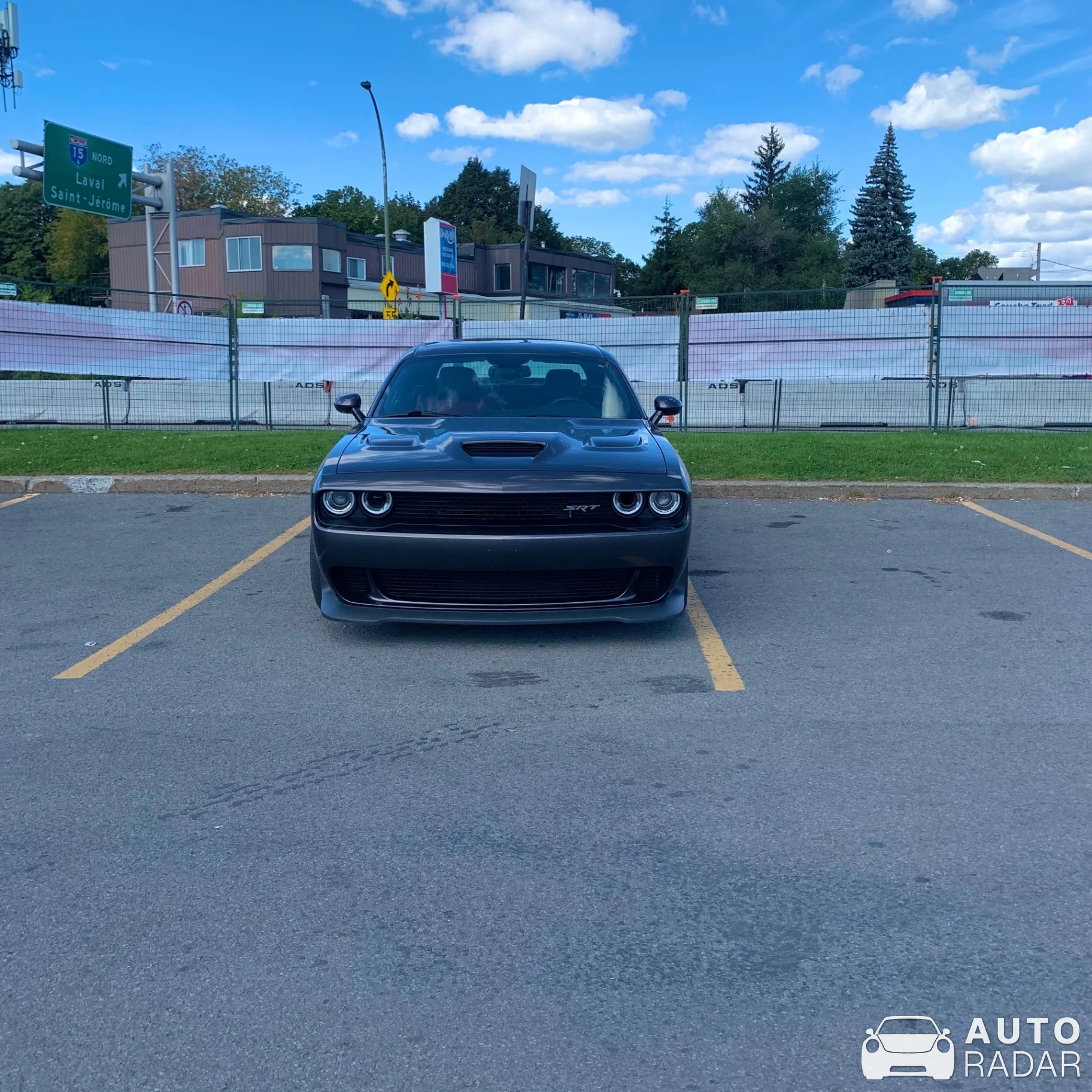 Dodge Challenger SRT Hellcat spotted in Montréal, Canada