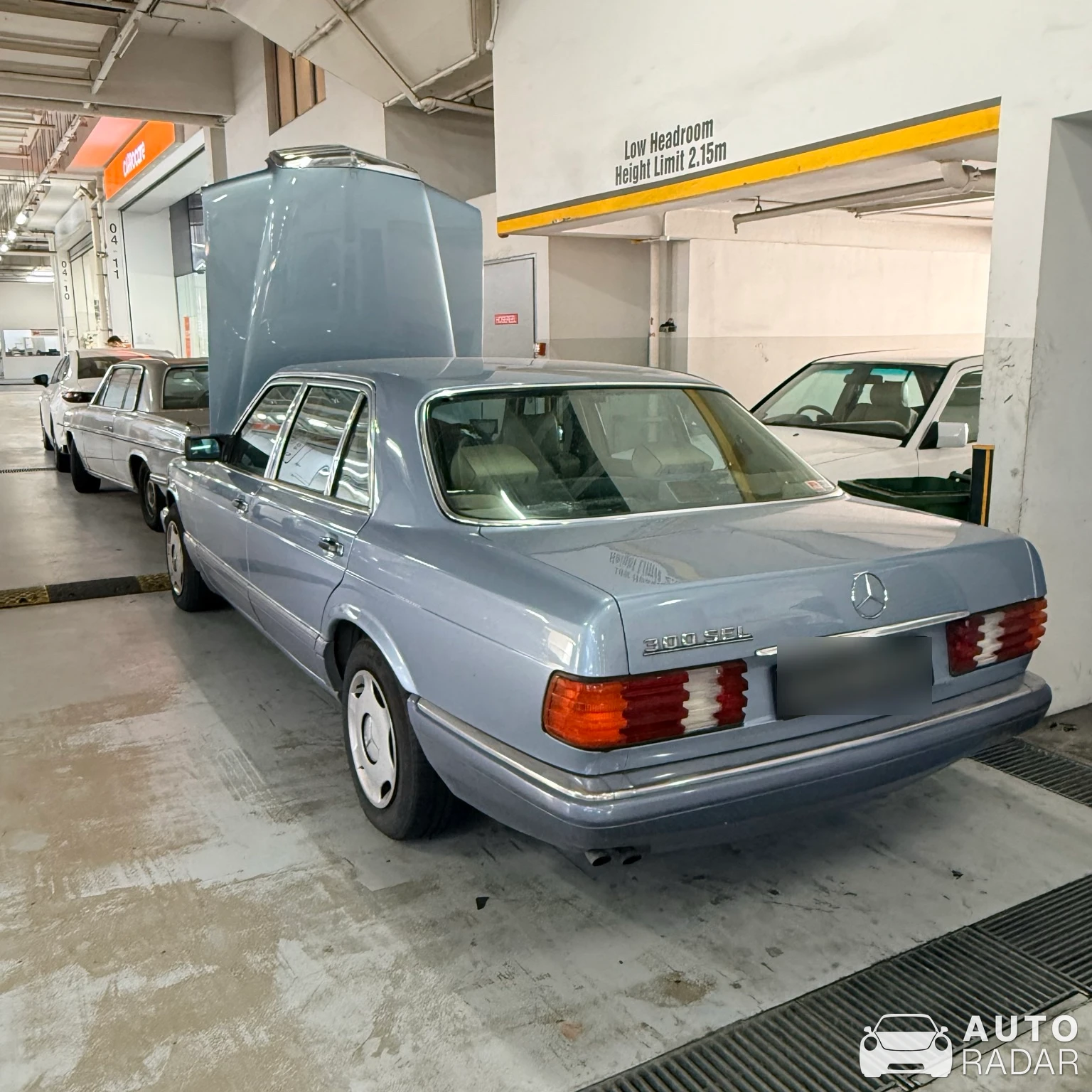 Mercedes-Benz 300 SEL spotted in Singapore