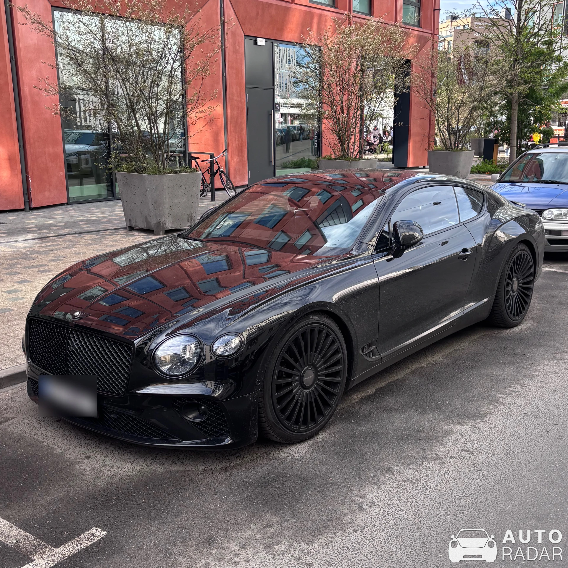 Bentley Continental GT W12 spotted in Riga