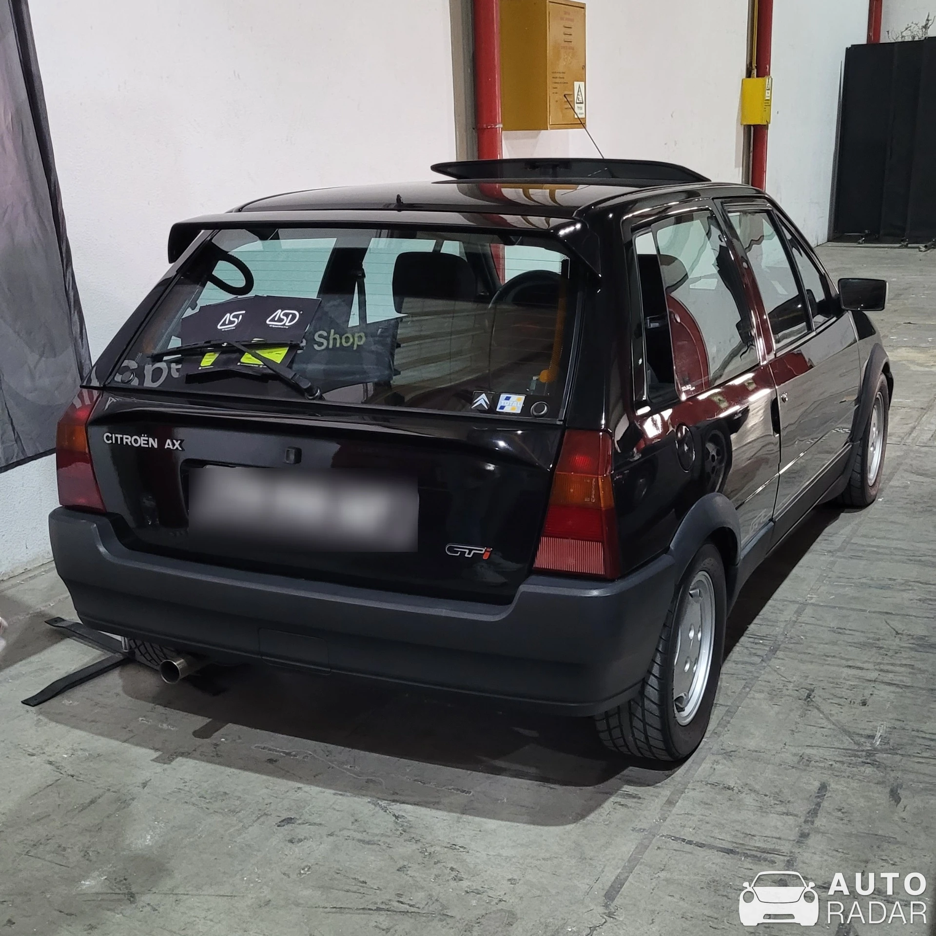 Citroën AX GTI spotted in Matosinhos