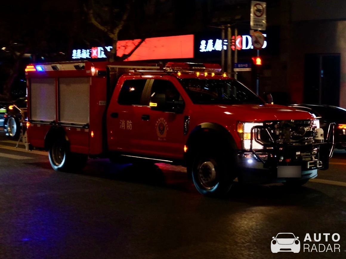 Ford F-550 Super-Duty spotted in 黄浦区, 中国