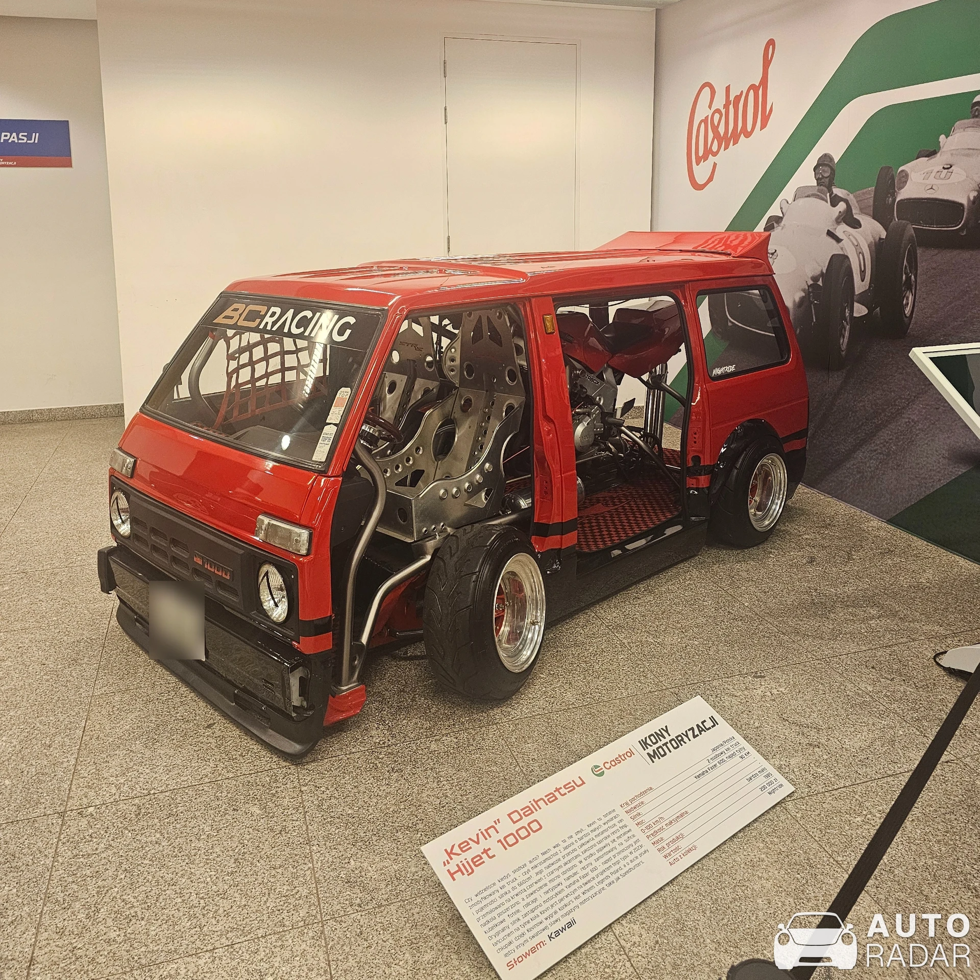 Daihatsu Hijet 1000 Nightride 'Kevin' spotted in Warszawa