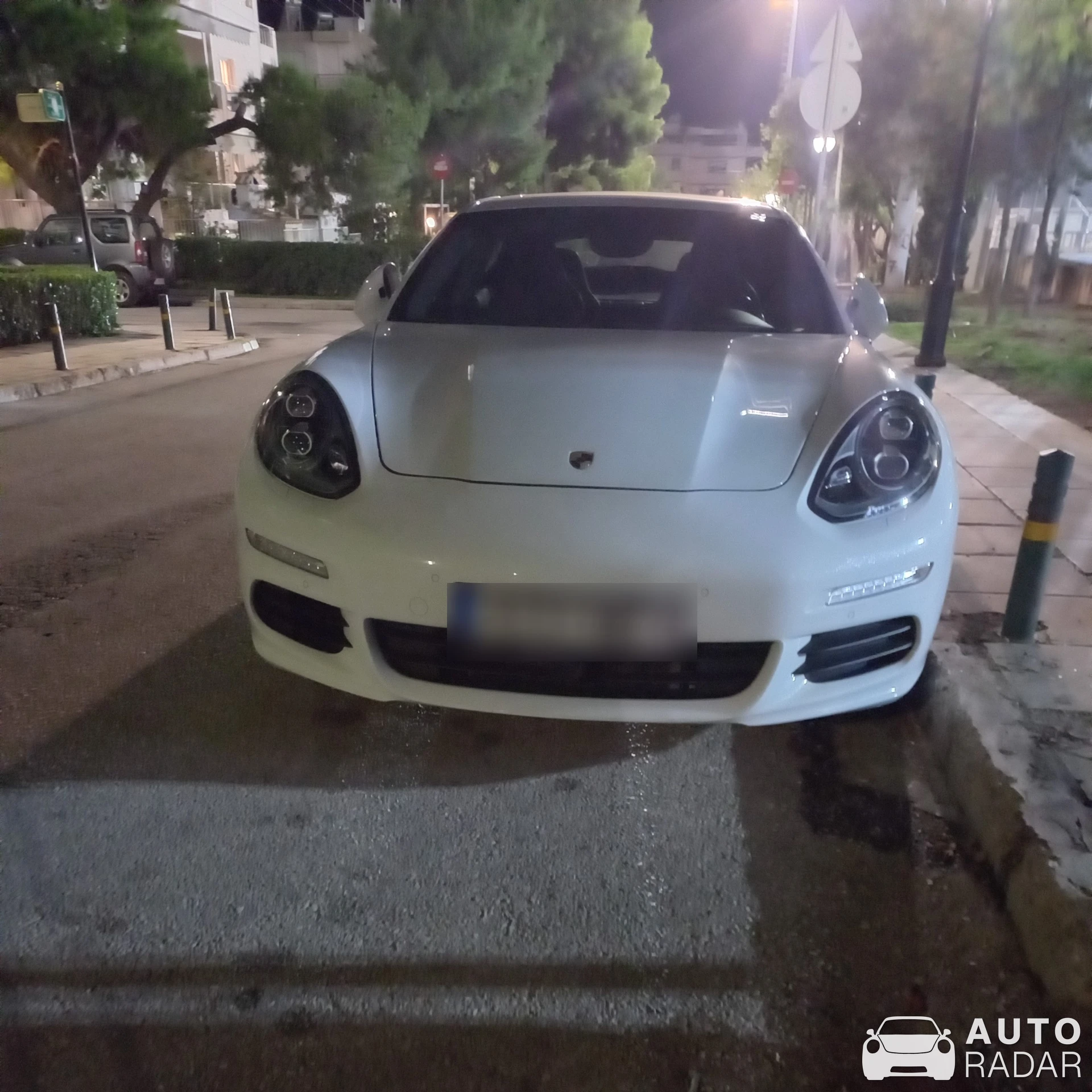 Porsche 970 Panamera S spotted in Voula, Greece