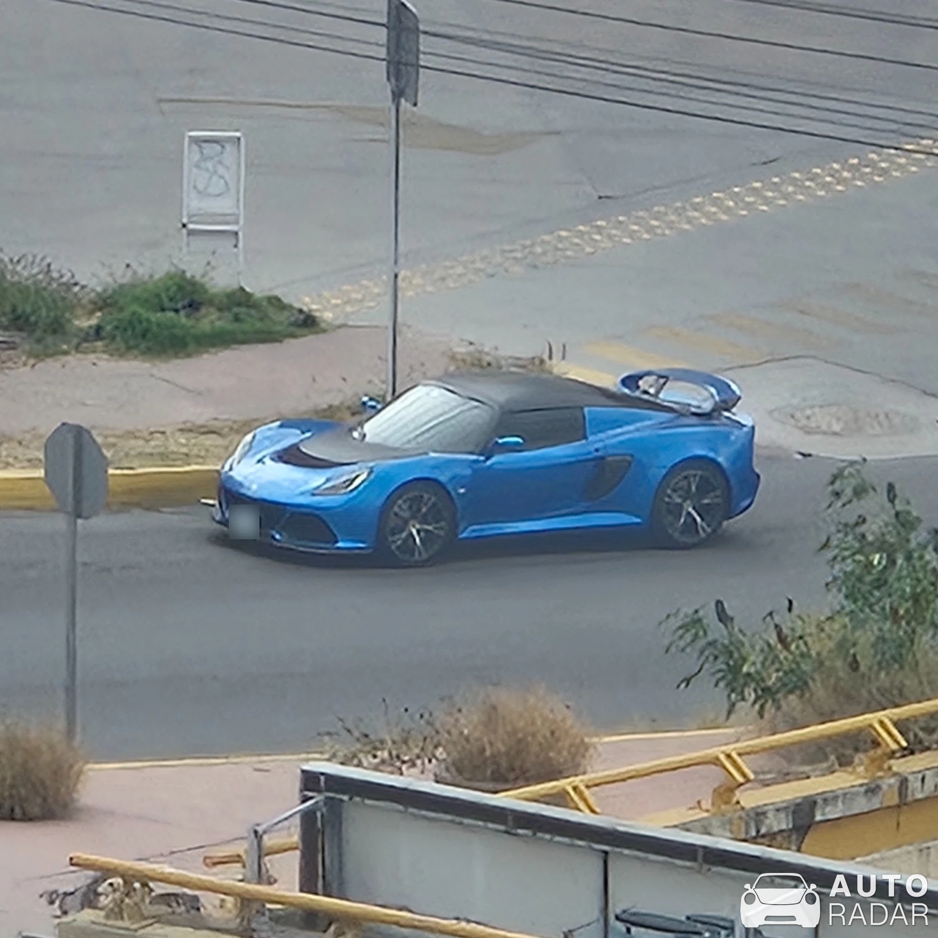 Lotus Exige 350 Sport spotted in San Luis Potosí