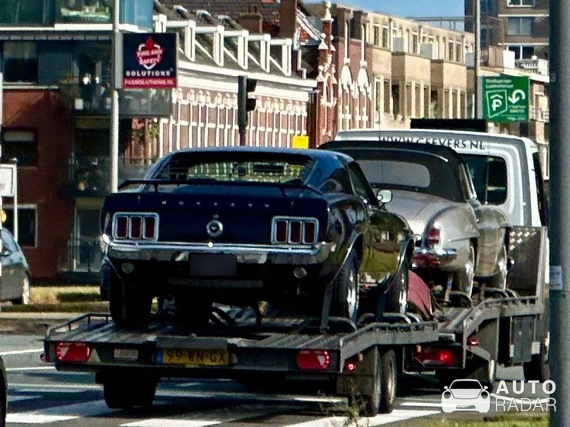 Ford Mustang Mach 1 1970 spotted in Rotterdam