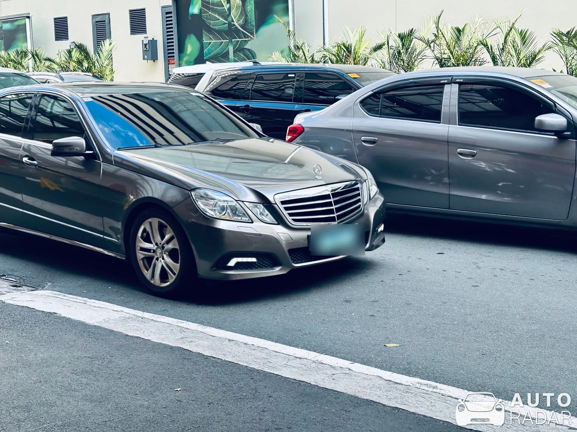 Mercedes-Benz E-Klasse Estate S212 2013 spotted in Makati, Philippines
