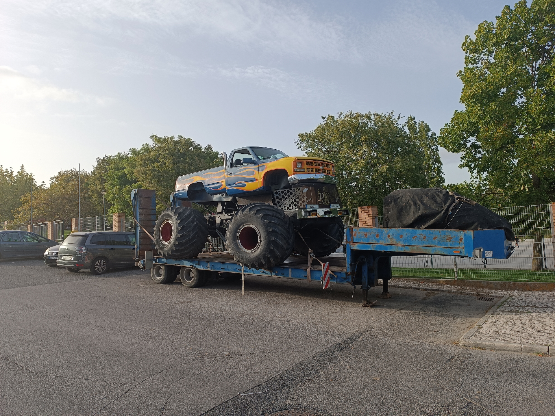 Chevrolet Silverado Monster Truck