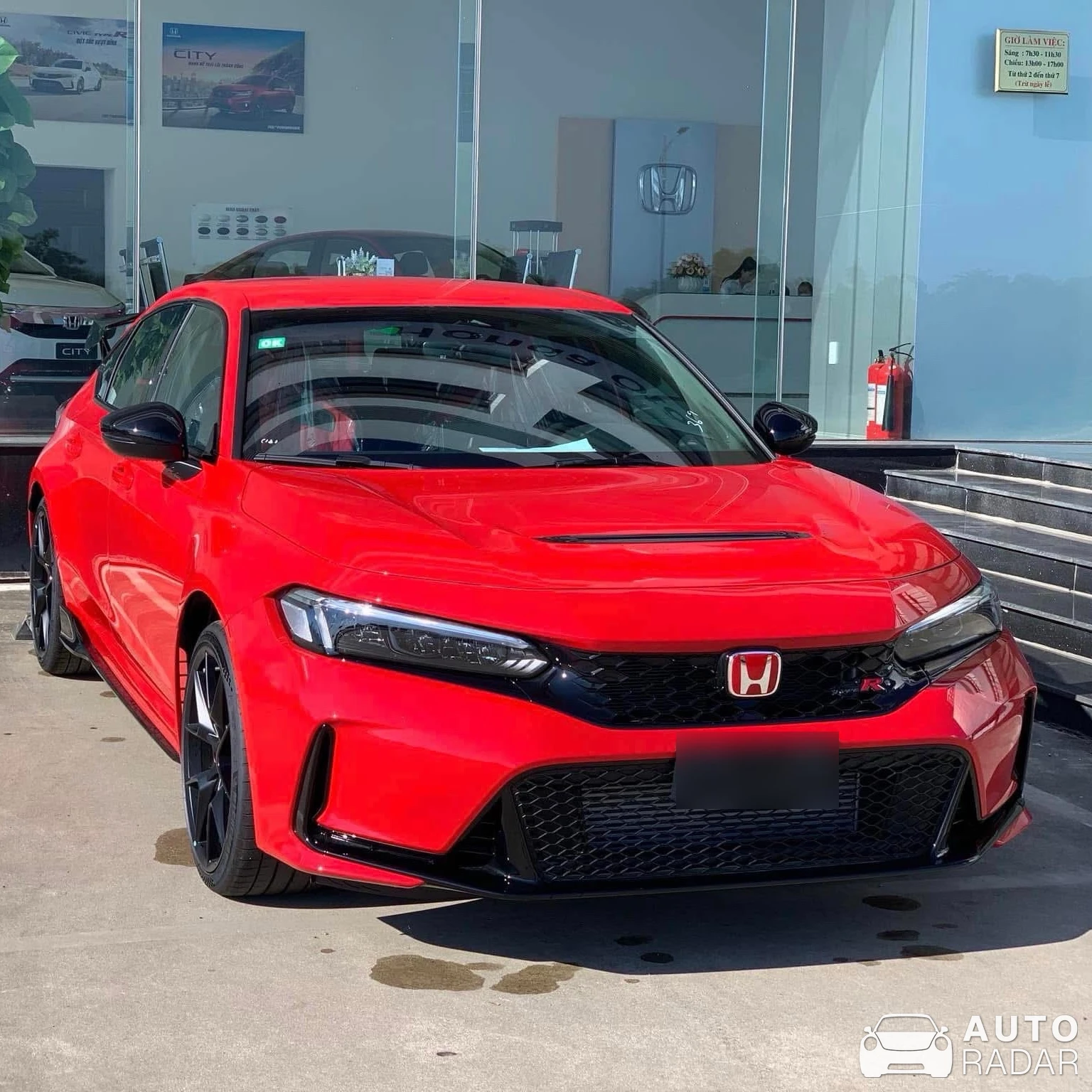 Honda Civic Type-R 2023 spotted in Thành phố Huế