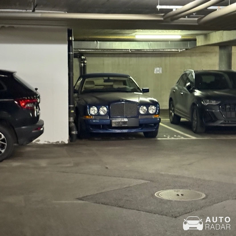 Bentley Continental T spotted in Val de Bagnes