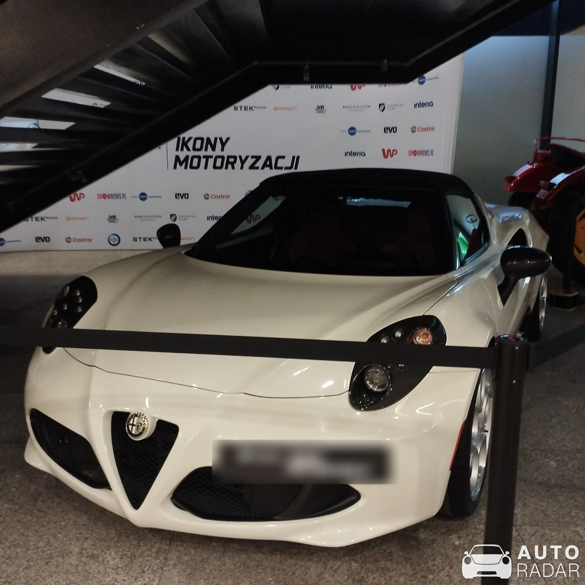 Alfa Romeo 4C Spider spotted in Warszawa, Poland