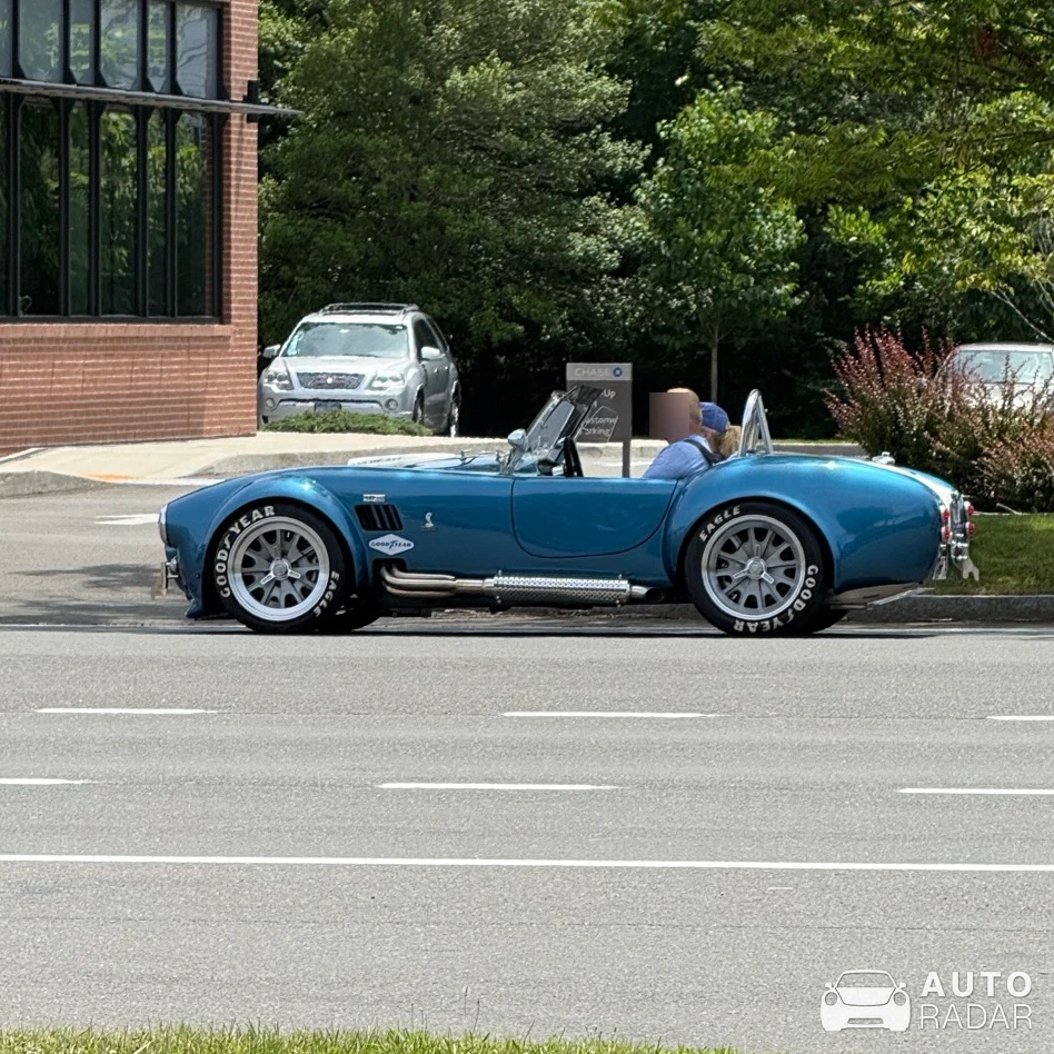 Shelby Cobra 427 spotted in Guilford