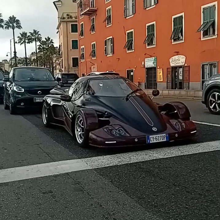 Ariel Atom V8