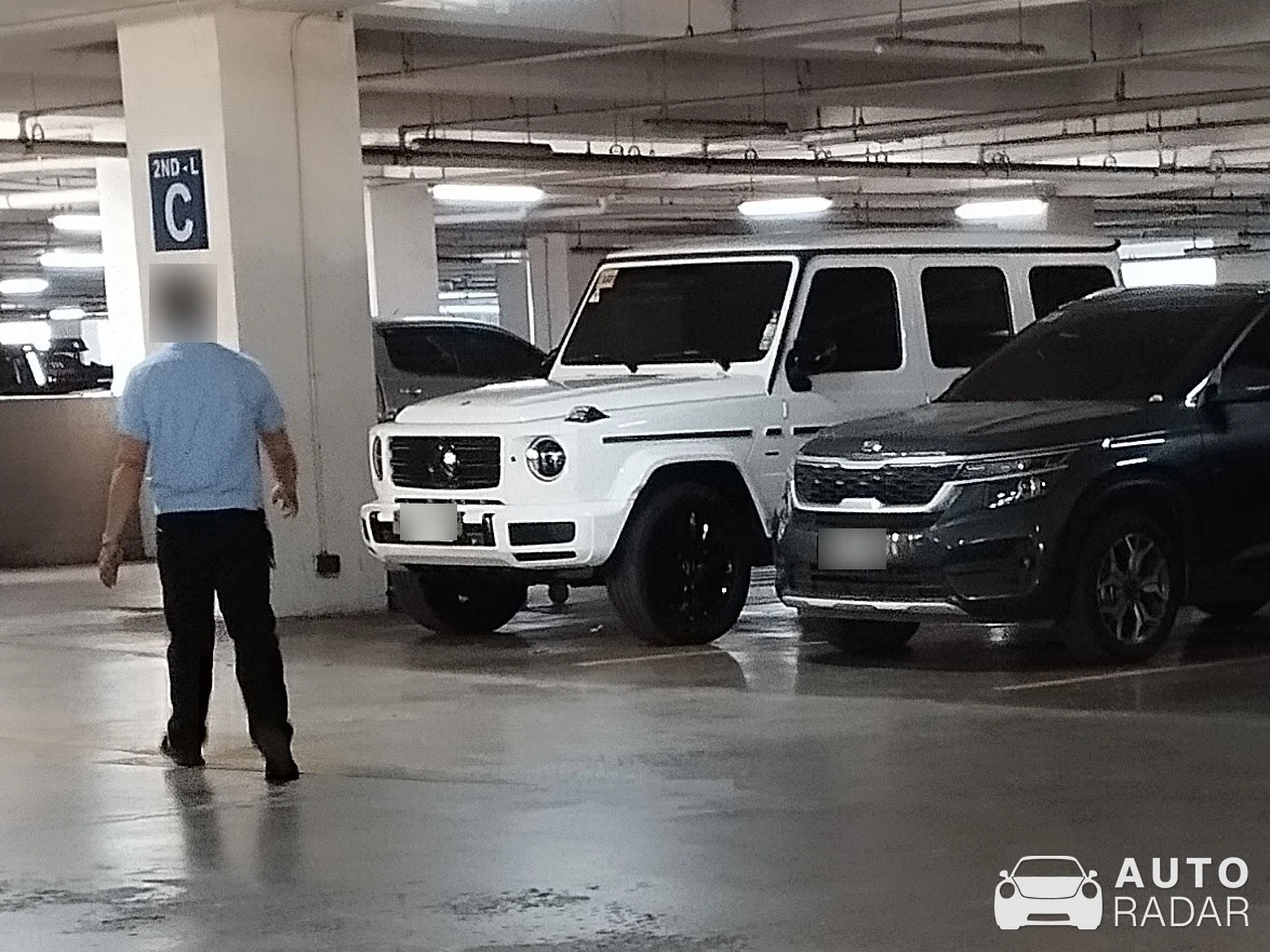 Mercedes-AMG G 63 W463 2018 spotted in Makati, Philippines