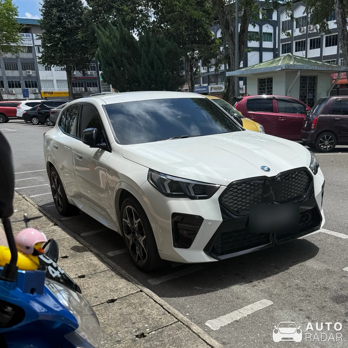 BMW iX2 U10 M Sport spotted in Sibu