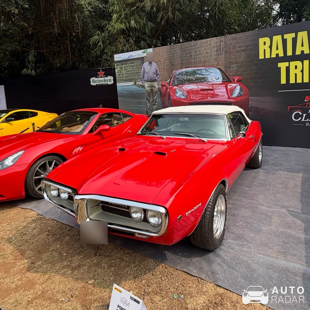 Pontiac Firebird spotted in Mumbai, India