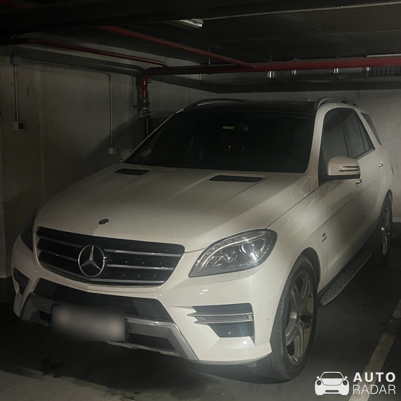 Mercedes-Benz ML 500 spotted in Visoko