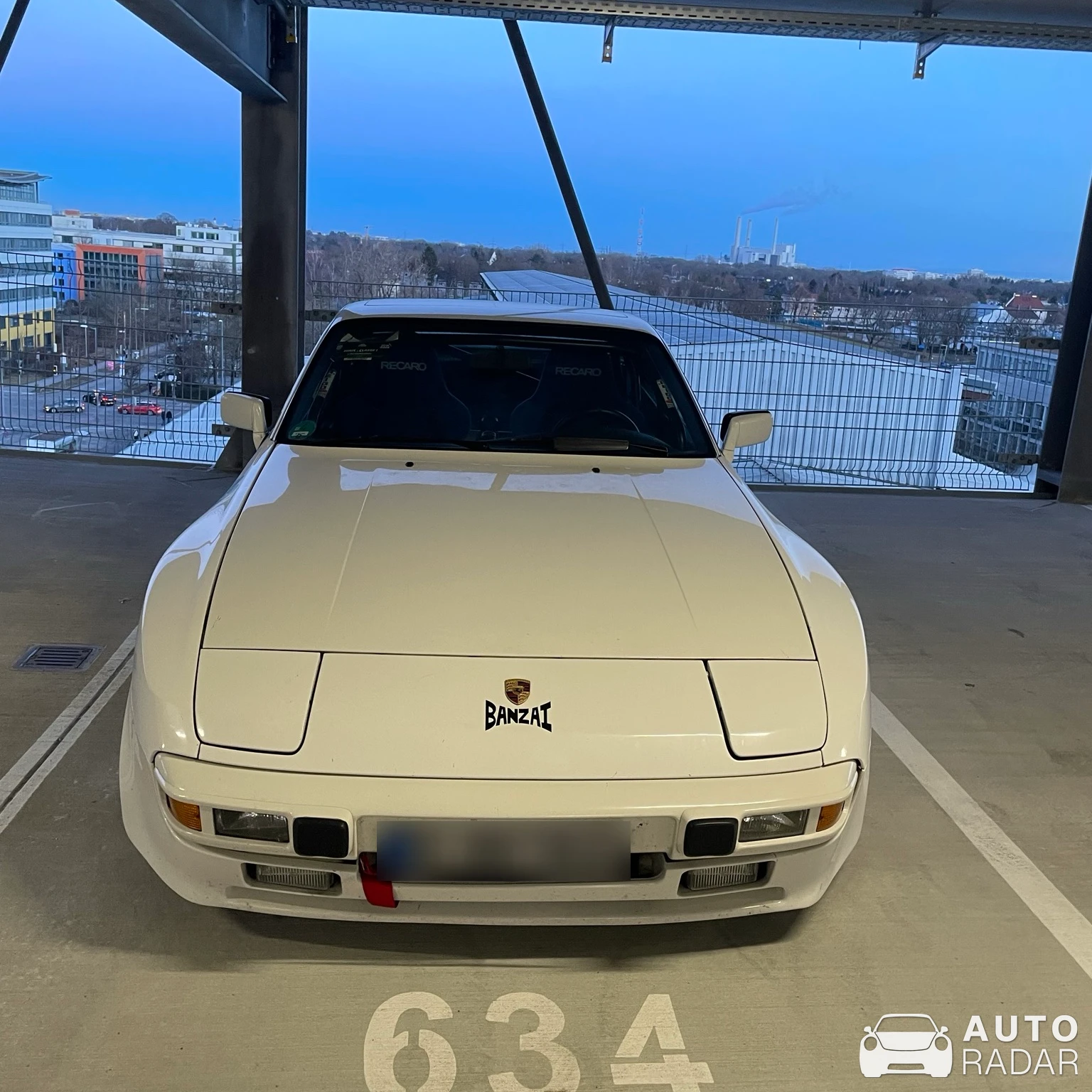 Porsche 944 S spotted in München