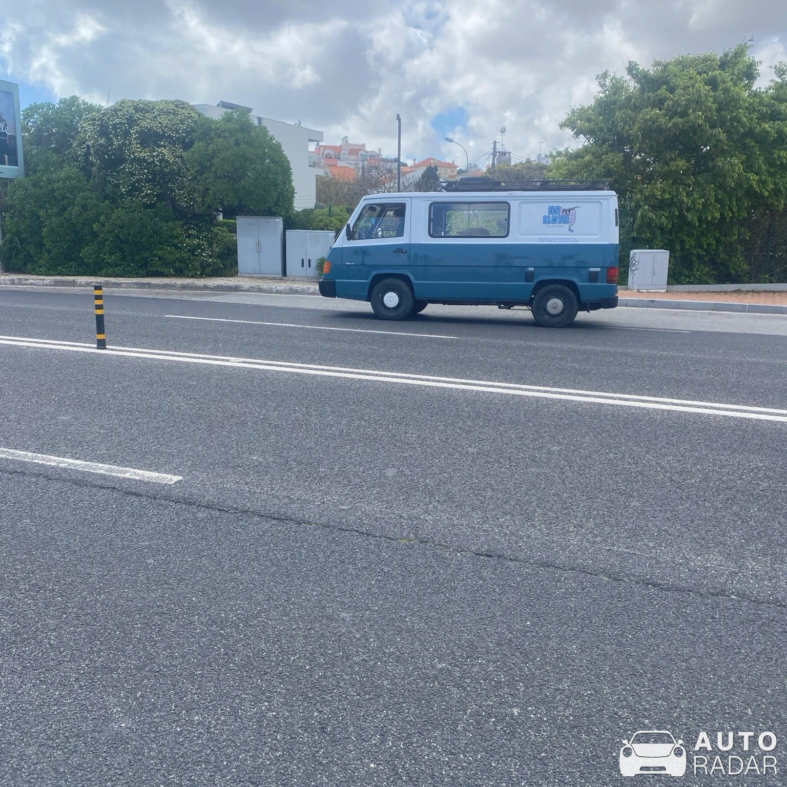Mercedes-Benz MB100 spotted in Oeiras, Portugal