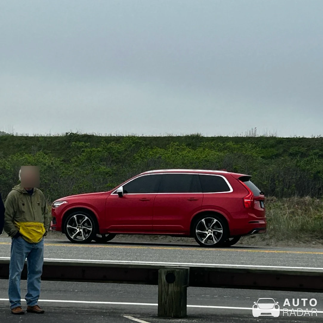 Volvo XC90 spotted in Middletown