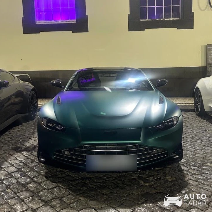 Aston Martin V8 Vantage spotted in Lisbon, Portugal