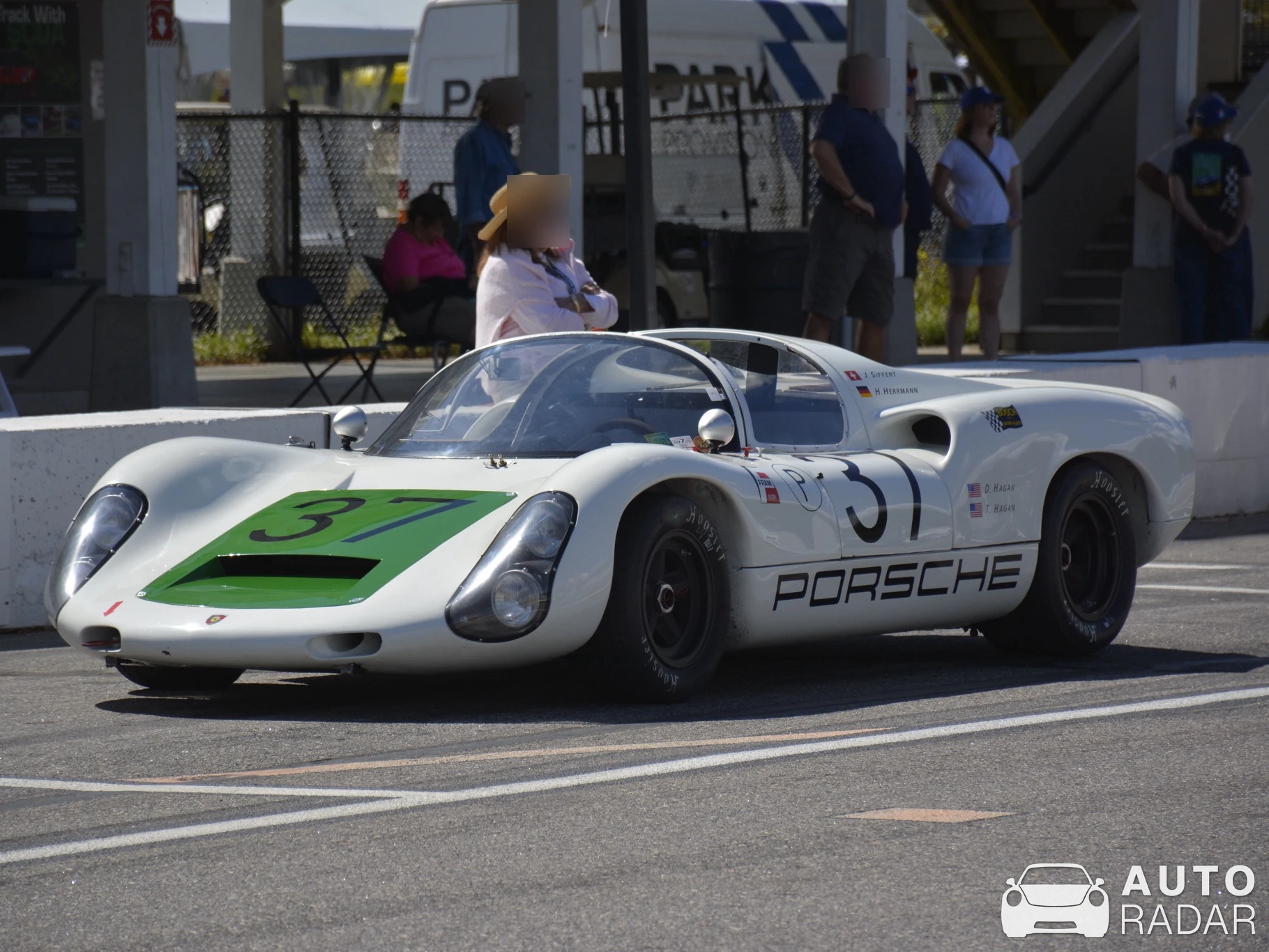Porsche 910 spotted in Salisbury