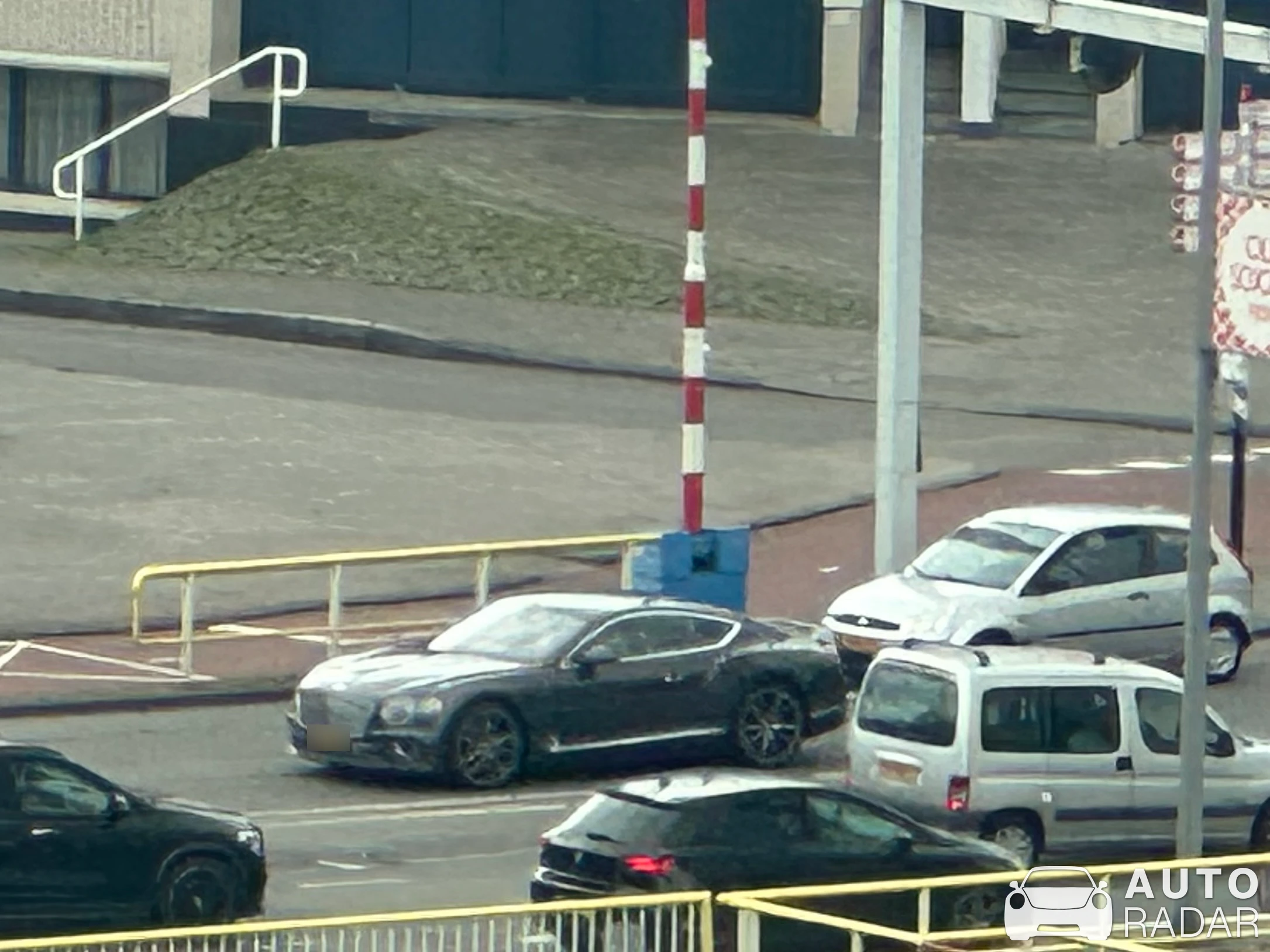 Bentley Continental GT W12 spotted in Rotterdam