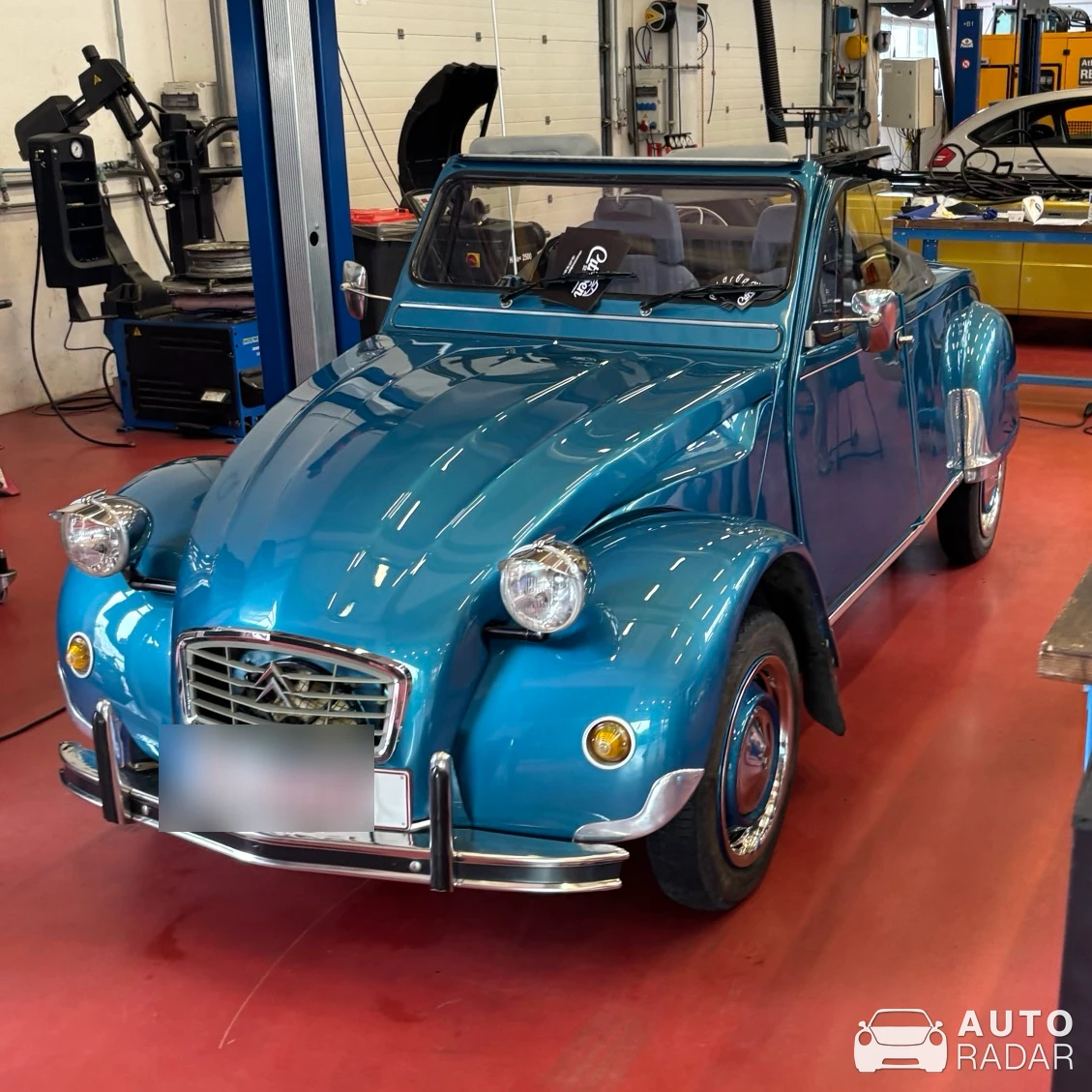 Citroën 2CV Azelle spotted in Izegem