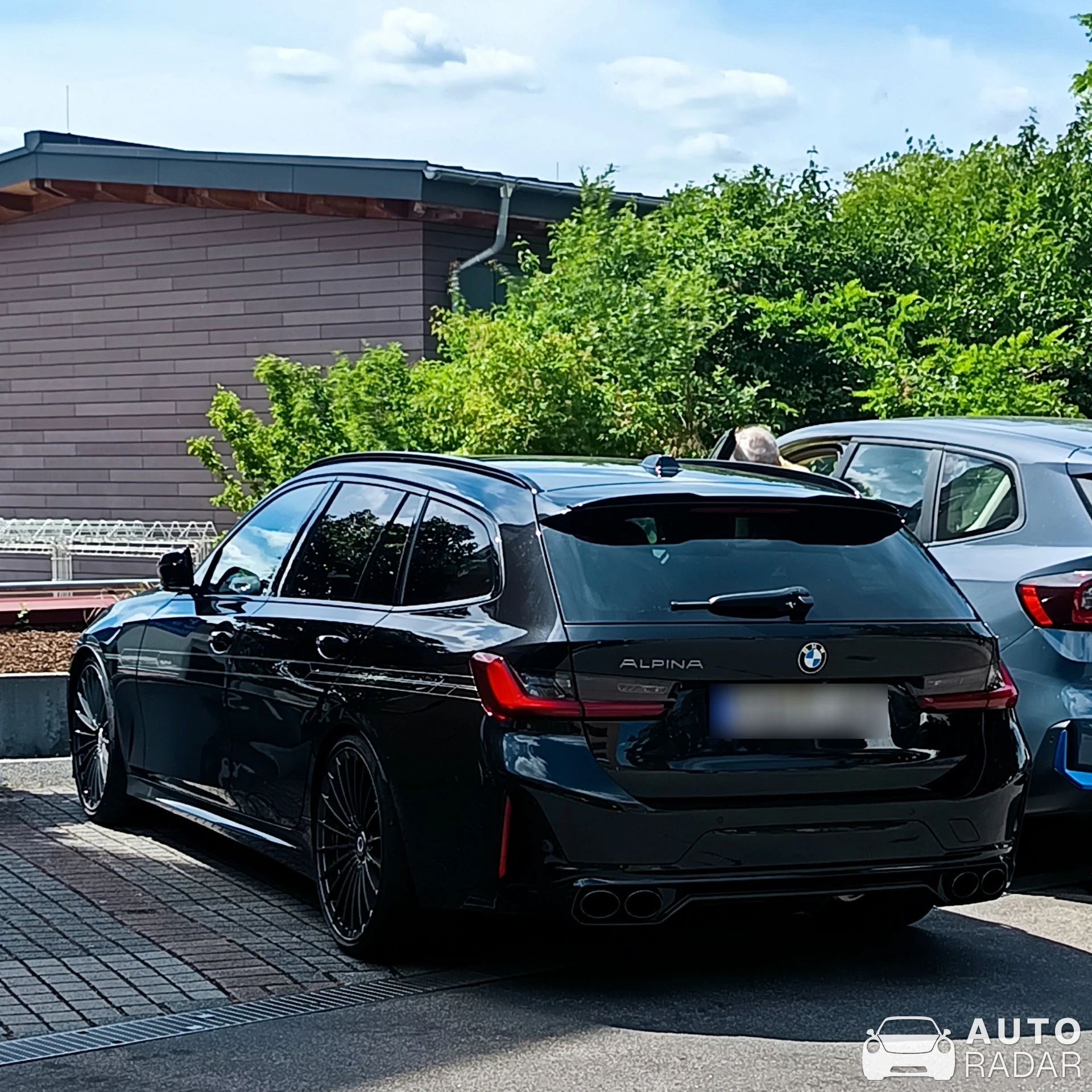 BMW 2002 tii Touring Alpina spotted in Karlsruhe