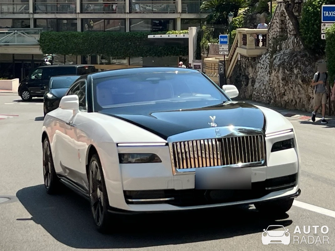 Rolls-Royce Spectre spotted in Monaco