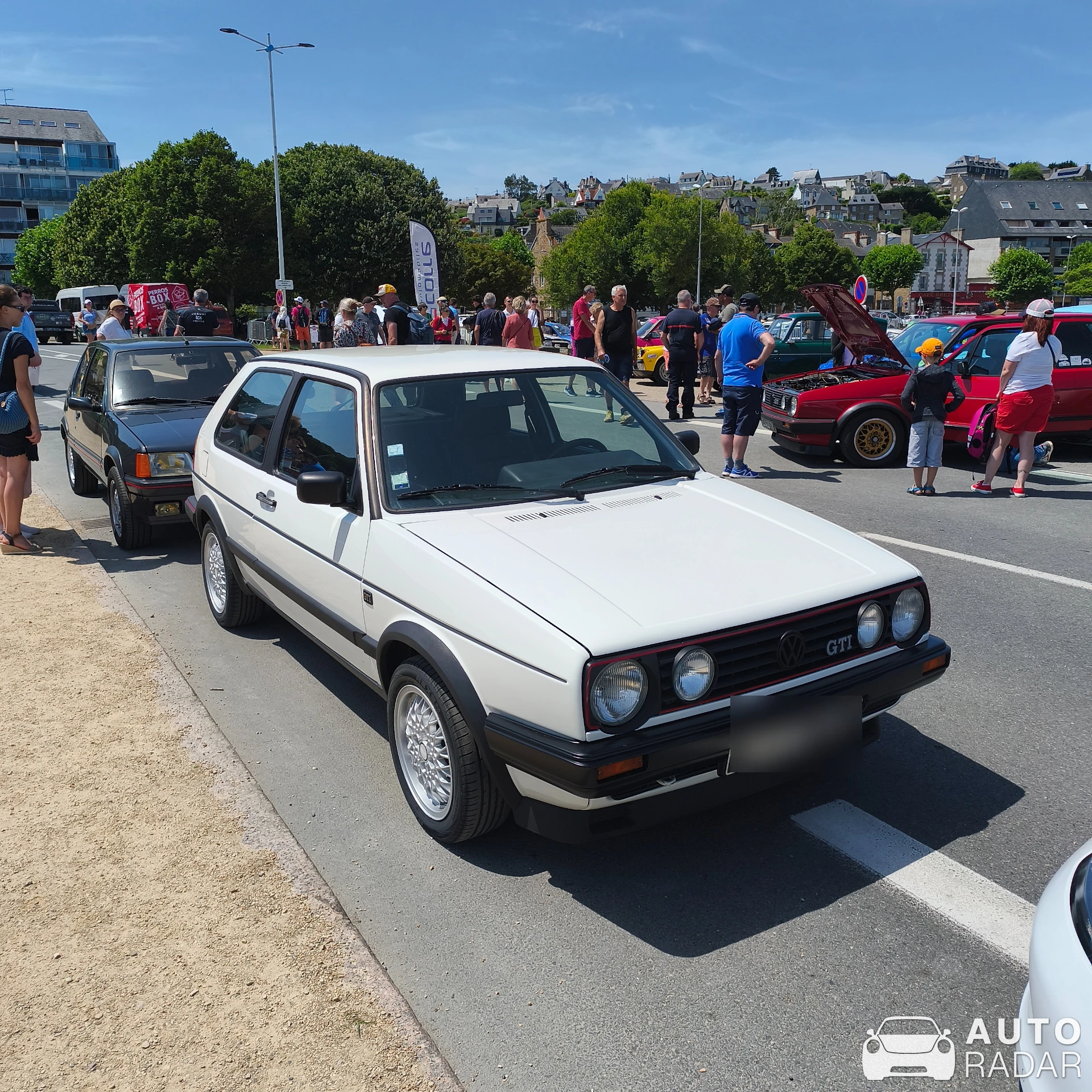 Volkswagen Golf GTI Mk2 spotted in Perros-Guirec
