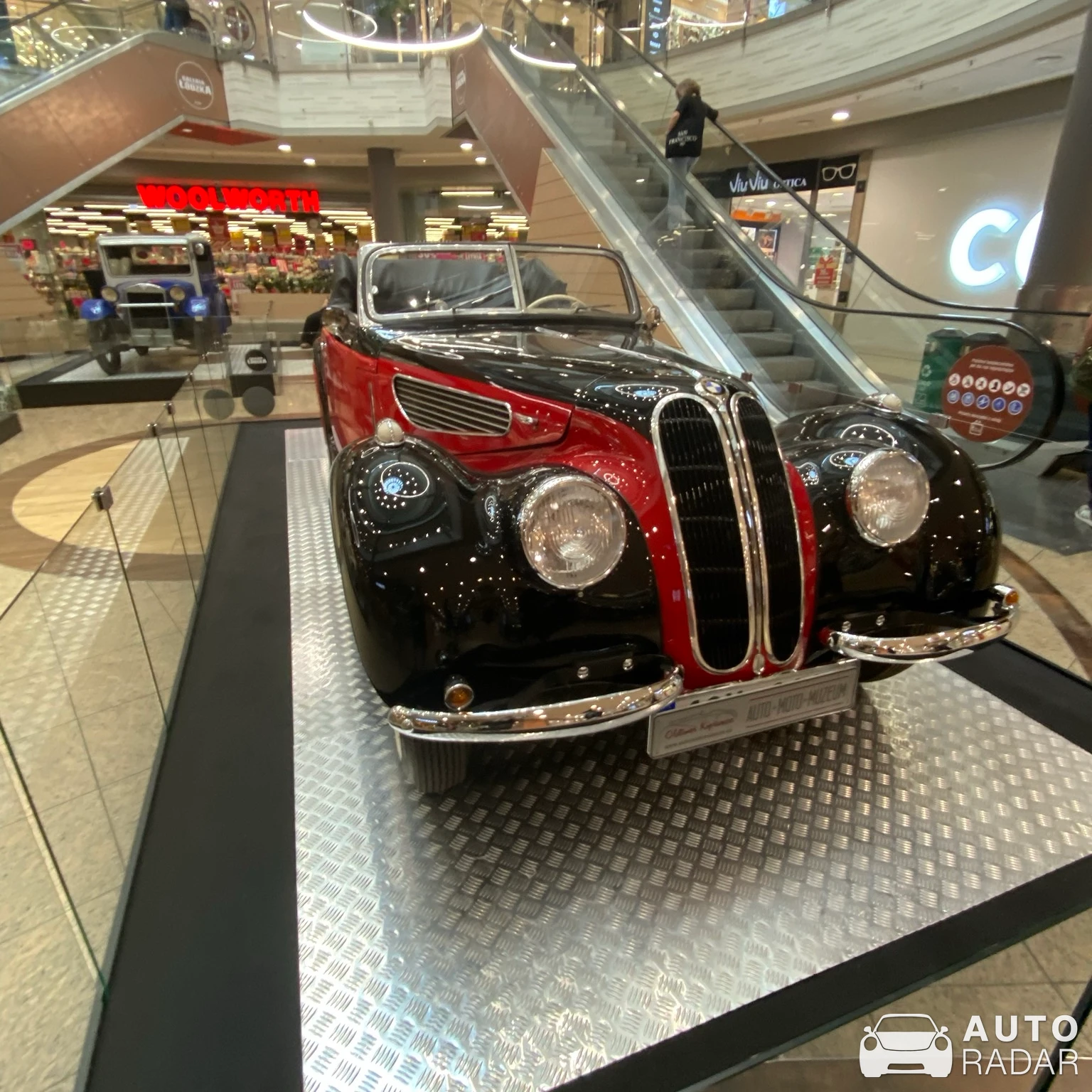 BMW 327 spotted in Łódź