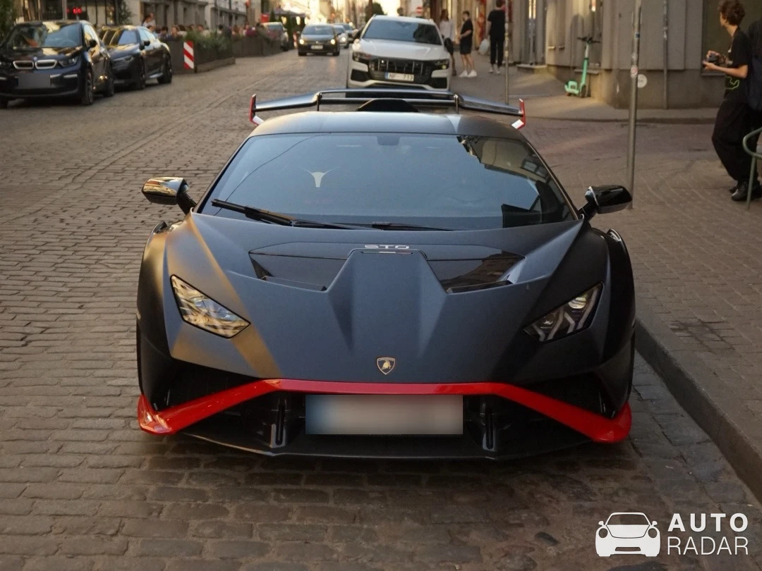 Lamborghini Huracán LP640-2 STO 60th Anniversary Edition spotted in Riika