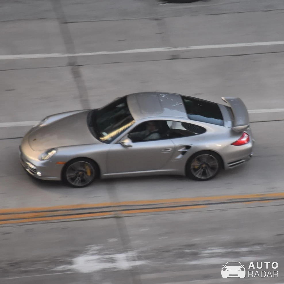 Porsche 997 Turbo spotted in Los Angeles