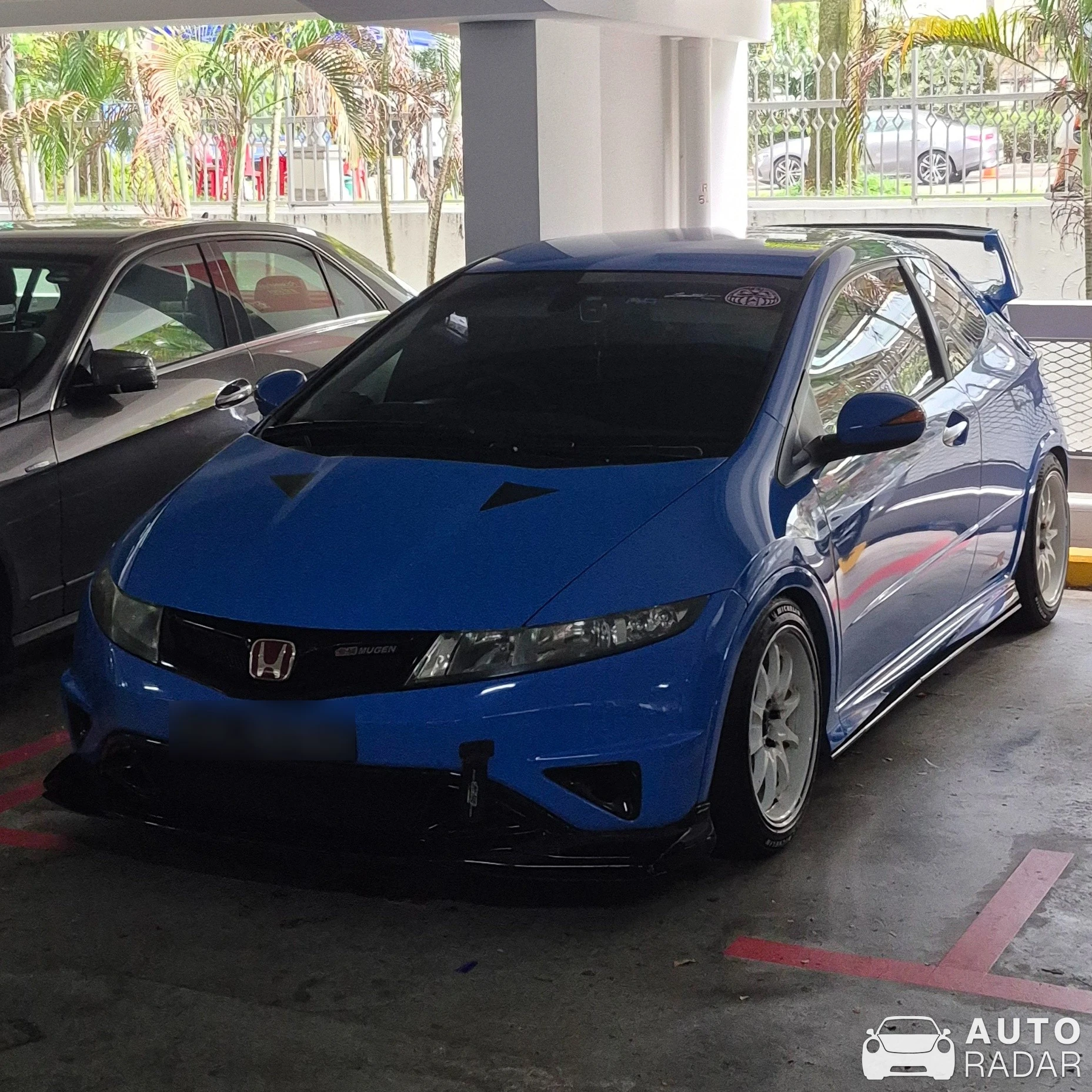 Honda Civic Type R FN2 spotted in Singapore