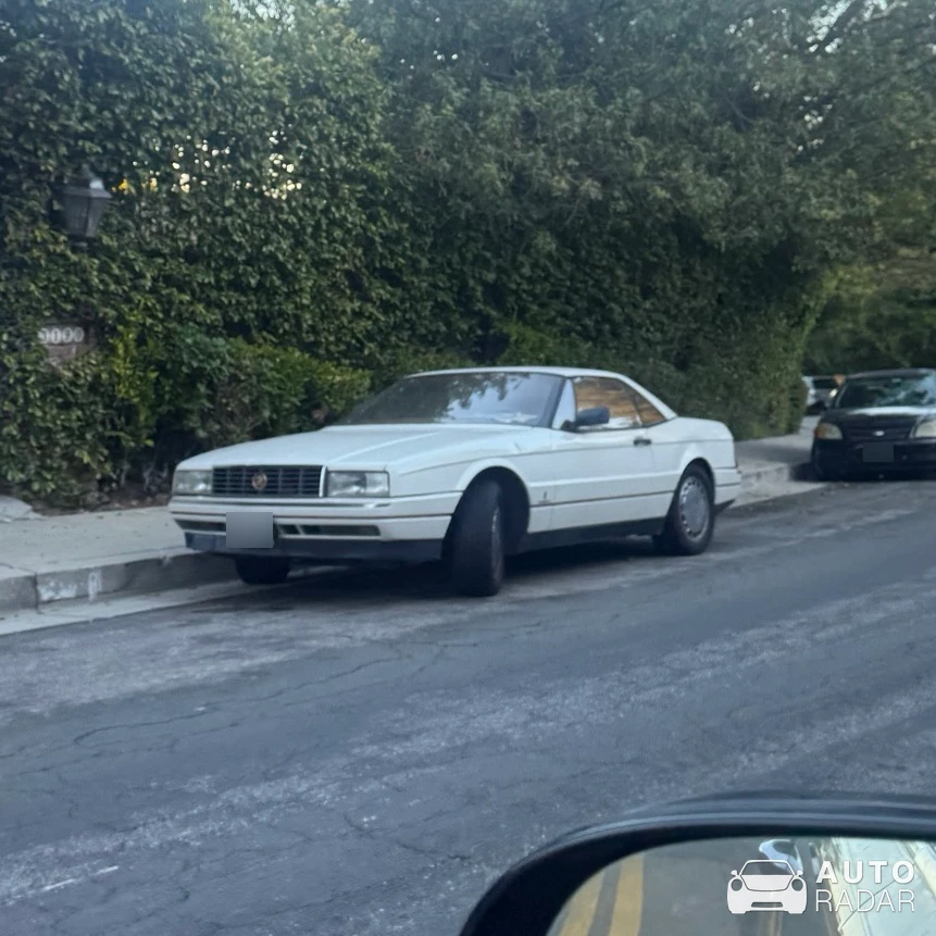 Cadillac Allanté spotted in Los Angeles