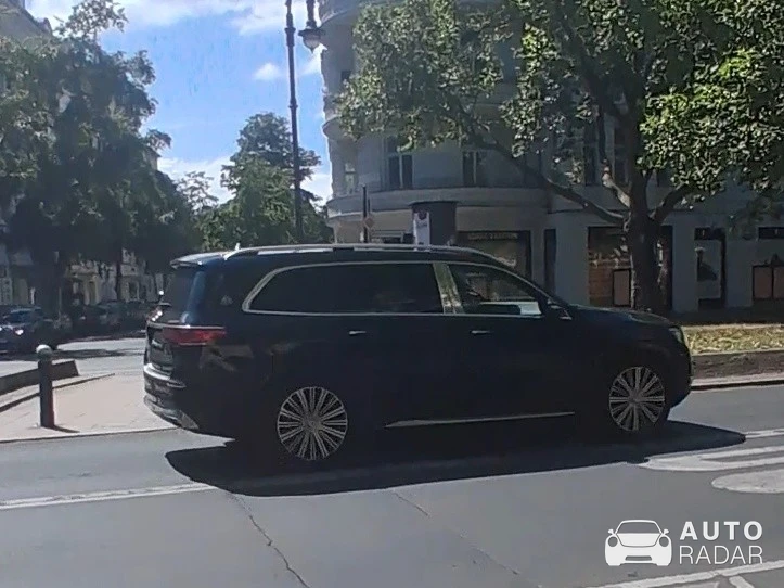 Mercedes-Maybach GLS 600 spotted in Berlin