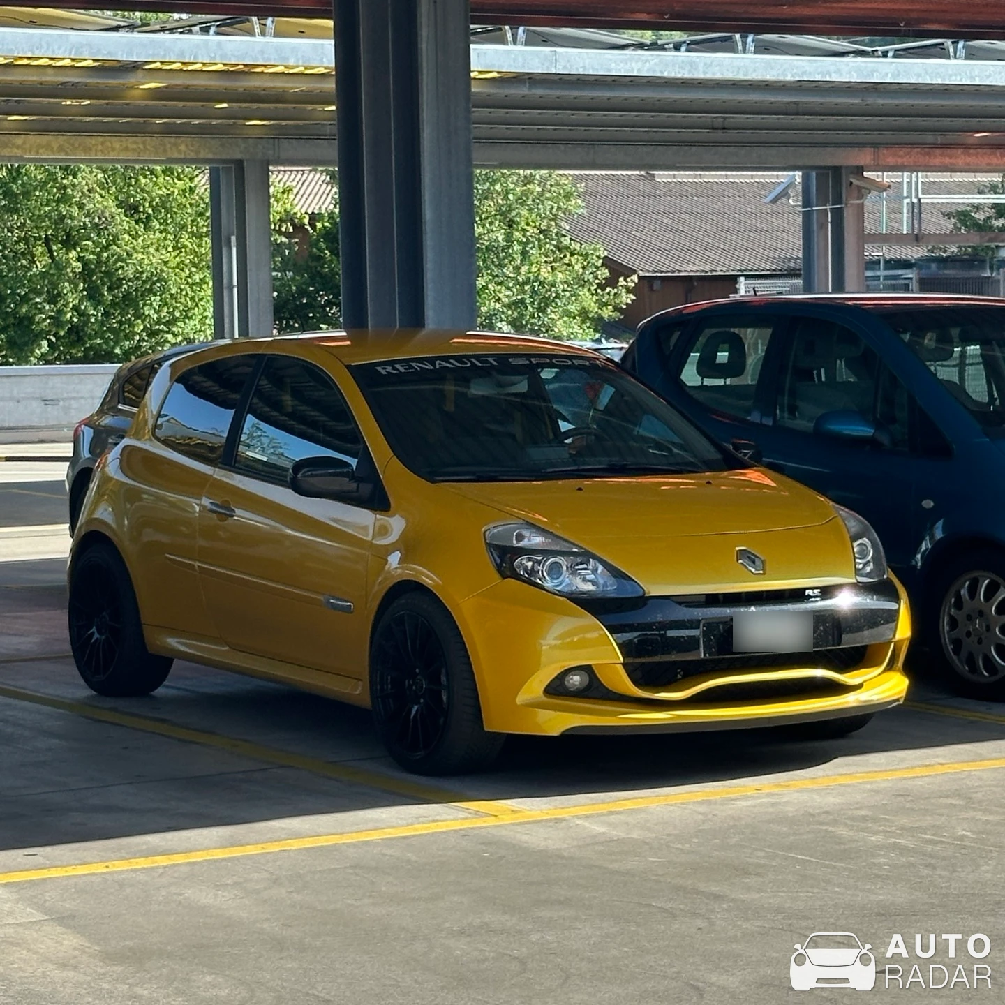 Renault Clio RS spotted in Dielsdorf