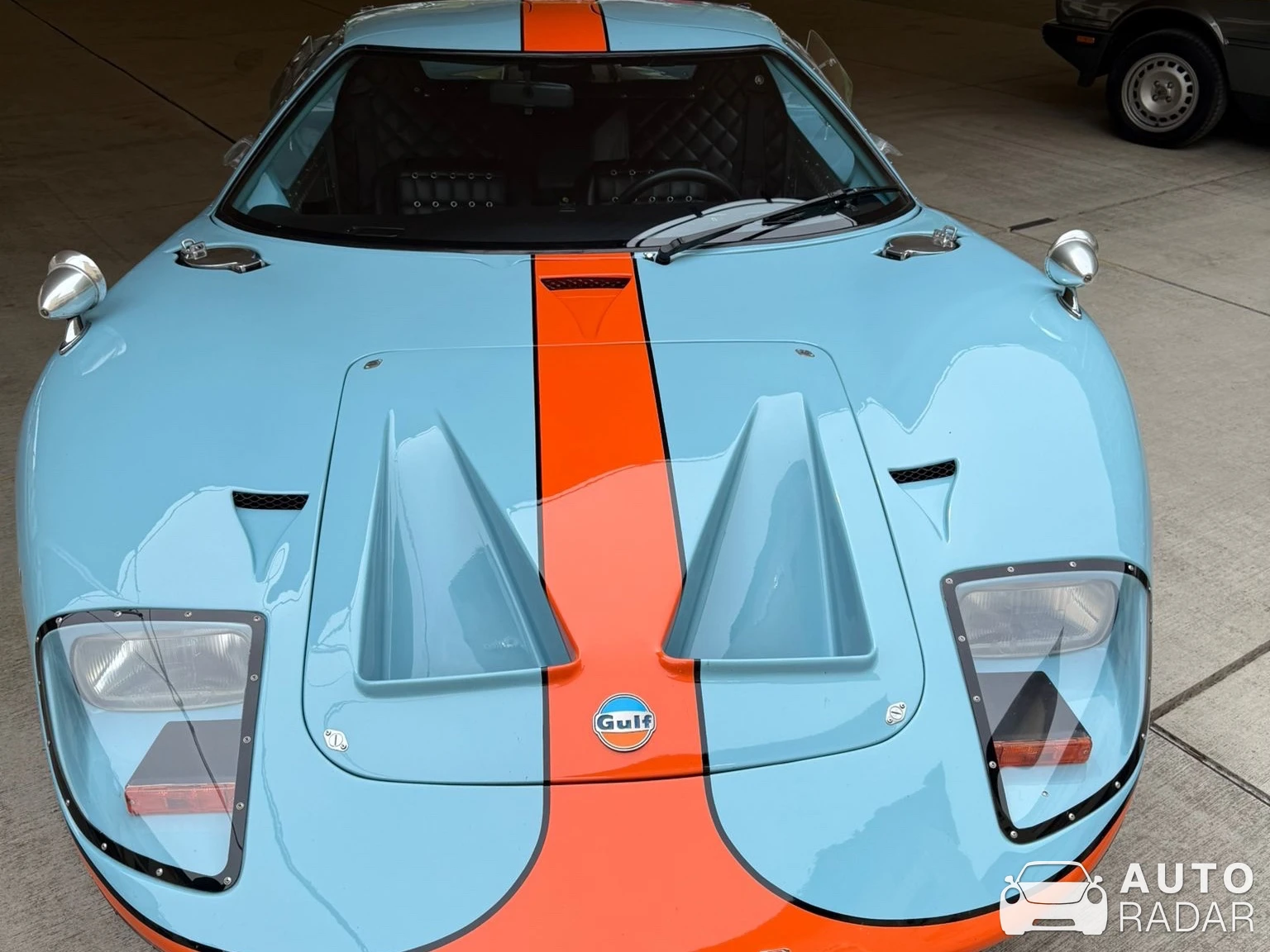 Ford GT40 Replica spotted in Davos
