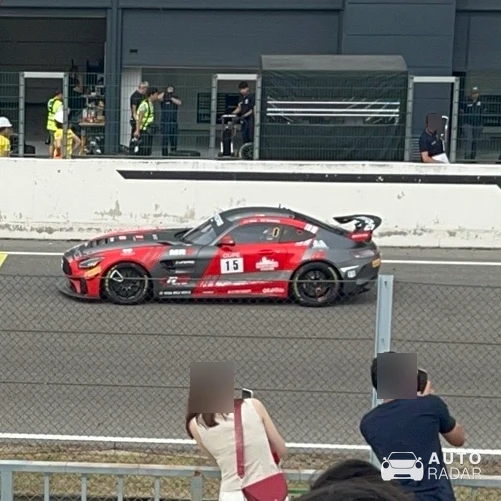 Mercedes-AMG GT4 spotted in San Sebastián de los Reyes