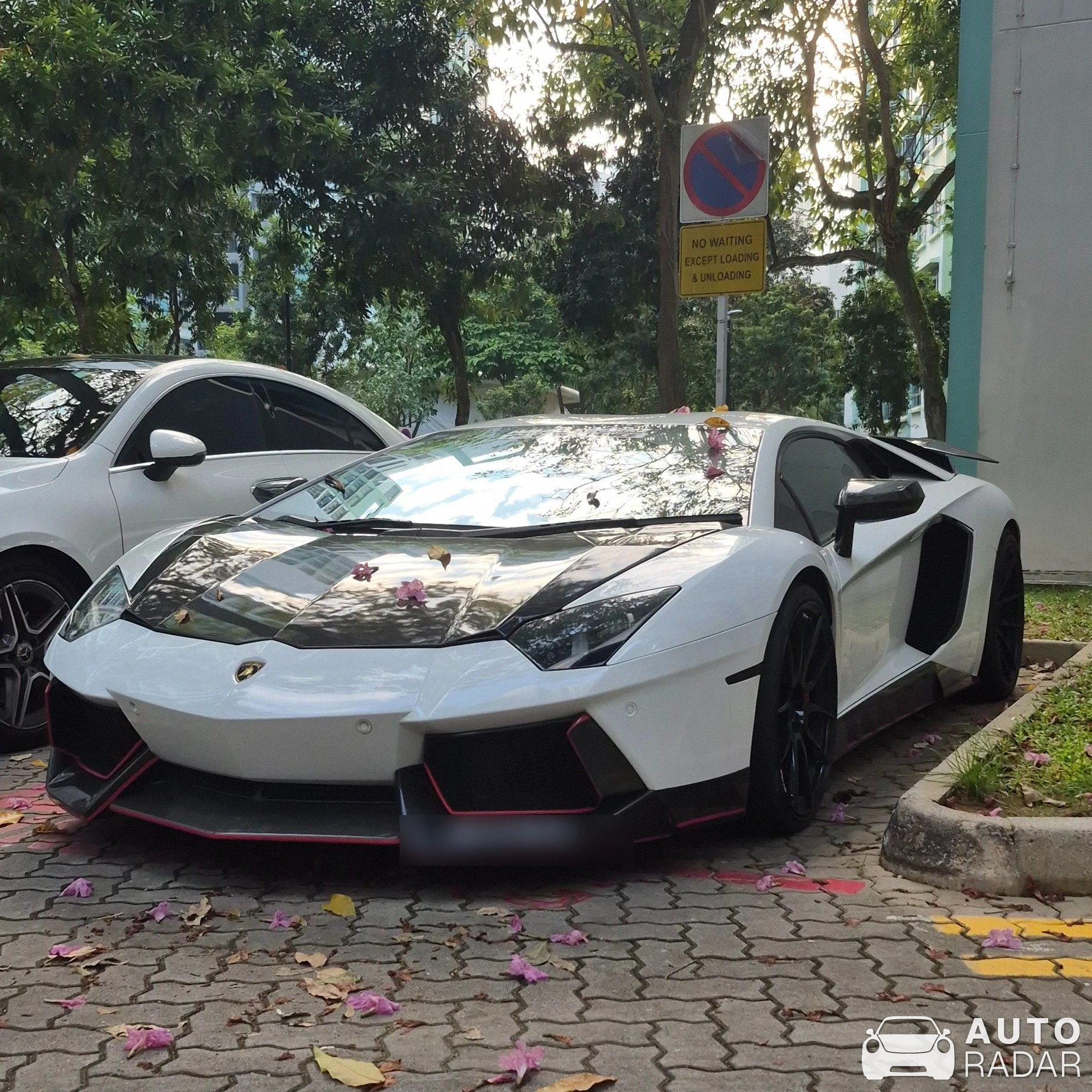 Lamborghini Aventador LP700-4 Novitec Torado spotted in Singapore